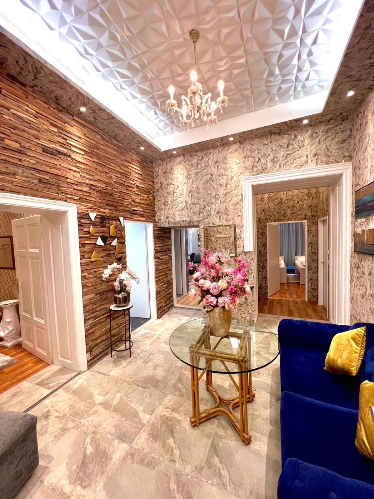 Urban Serviced Apartments Wina Ruang foto